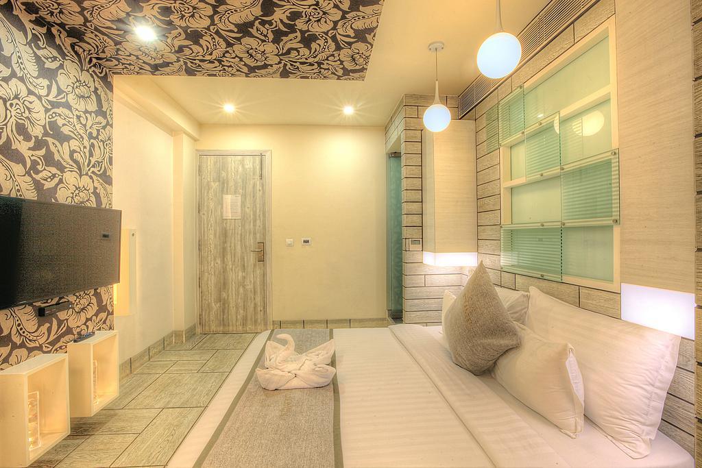 Hotel El Dorado Αχμπανταμπάντ Εξωτερικό φωτογραφία