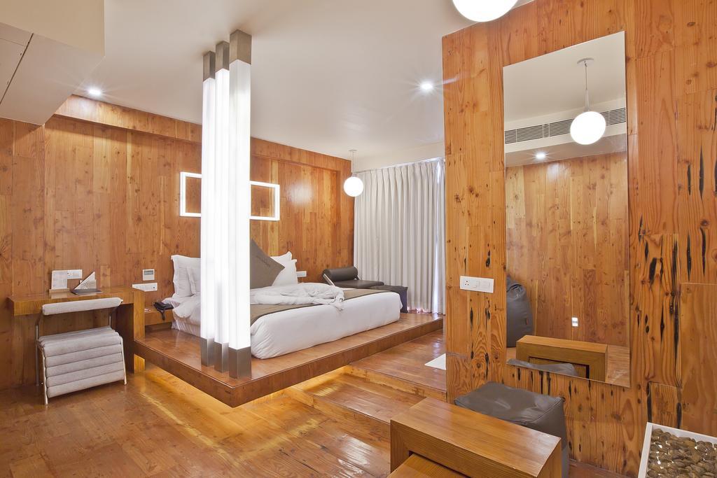 Hotel El Dorado Αχμπανταμπάντ Εξωτερικό φωτογραφία