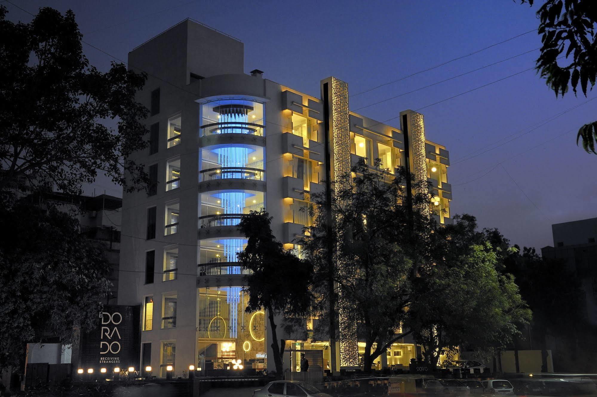 Hotel El Dorado Αχμπανταμπάντ Εξωτερικό φωτογραφία